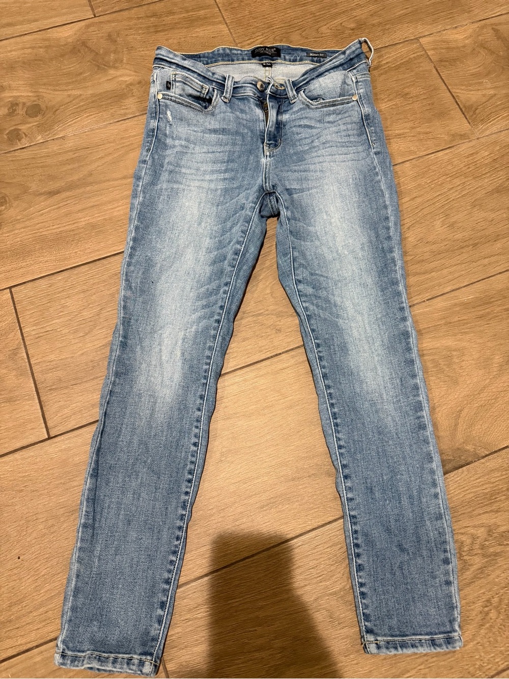 Judy Blue size 9/29